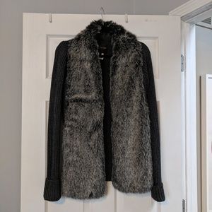 Faux fur front gray knit cardigan